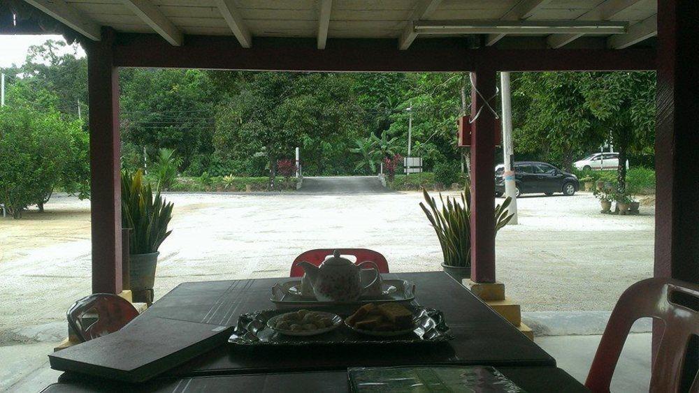 Homestay Bukit Gantang Hotel Тайпинг Екстериор снимка