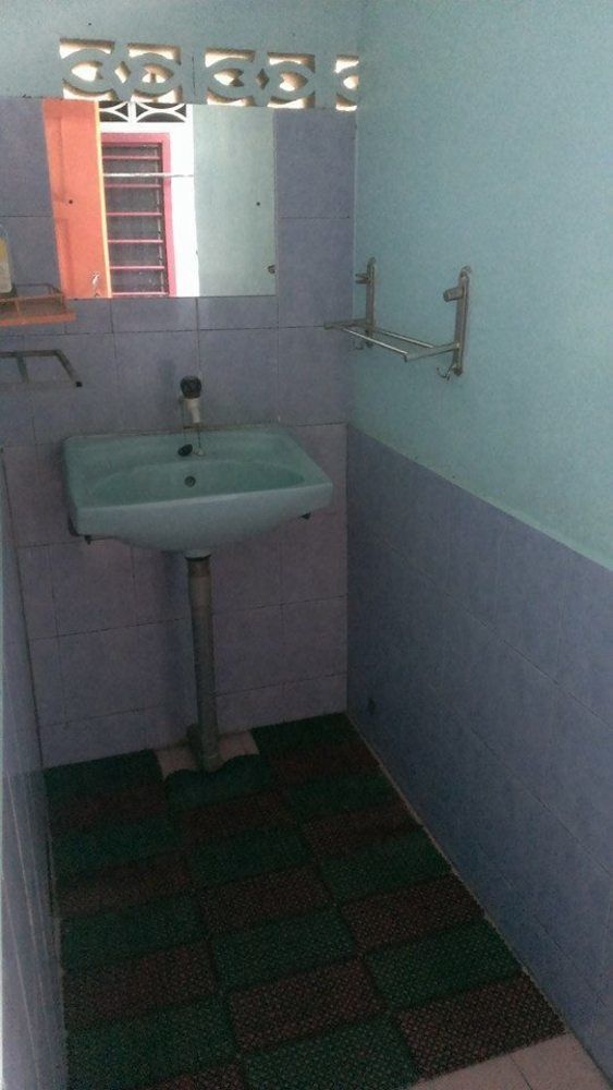 Homestay Bukit Gantang Hotel Тайпинг Екстериор снимка